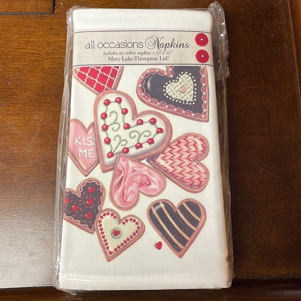 Mary Lake-Thompson Valentine Cookie Napkin Set